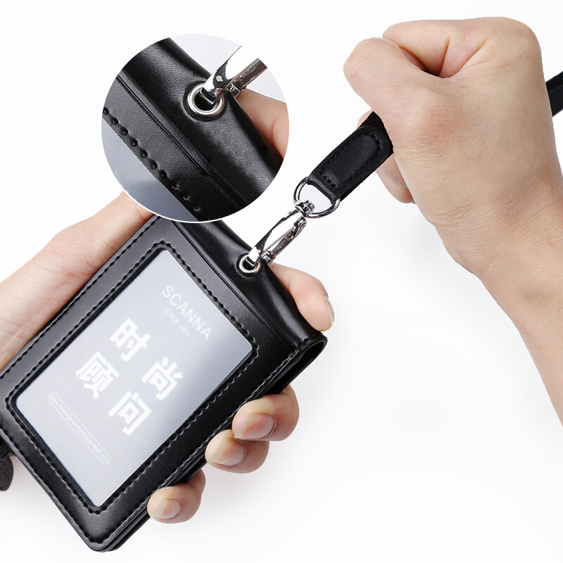 Porta Badge identificativo in  - Leatherworker Name recensione e prezzo